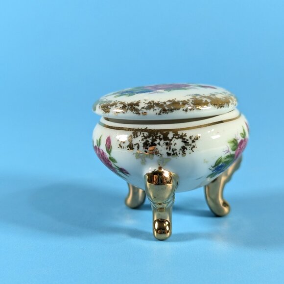 Small Japan floral trinket box on 3 curved legs, tooth fairy box, ring storage - Picture 10 of 10